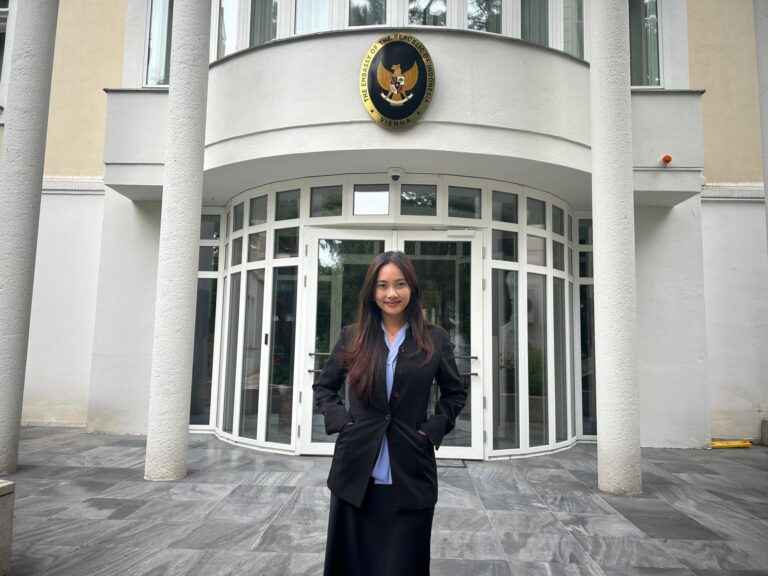 Magang di KBRI Austria, Mahasiswi HI UMM Berbagi Pengalaman: Dari Event G77 Hingga Sidang PBB