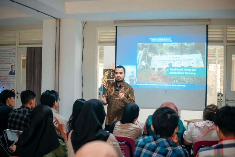 Serial Kuliah Eurasia HI UMM: Menyoal Harmonisasi Multikultural dan Ketahanan Lingkungan, Akademisi IPB University Soroti Hutan Wakaf