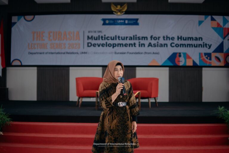Serial Kuliah Eurasia Prodi HI UMM: Pentingnya Bahasa Asing sebagai Fondasi Daya Saing Global