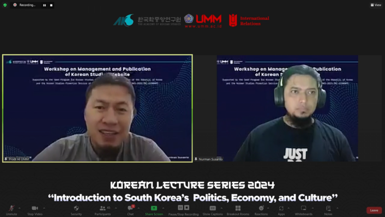 Spesialis Media Sosial Ajak Mahasiswa HI UMM Optimalkan SEO untuk Menulis Konten Seputar Isu-Isu Hubungan Internasional