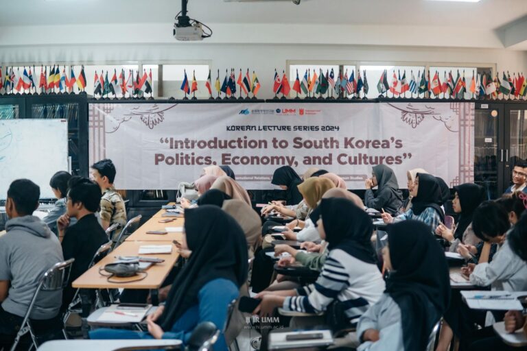 Gandeng Academy of Korean Studies, HI UMM Bedah Strategi Diplomasi Korea Selatan