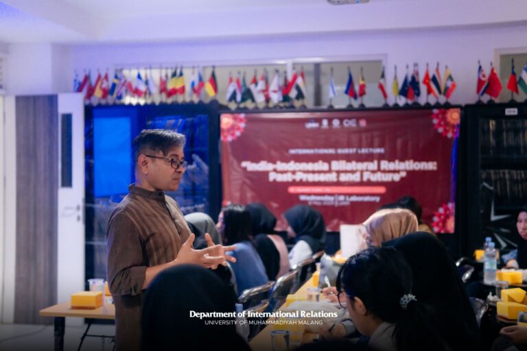 Hadirkan Akademisi India Prof Gautam Kumar Jha, HI UMM Potret Masa Depan Hubungan Indonesia-India