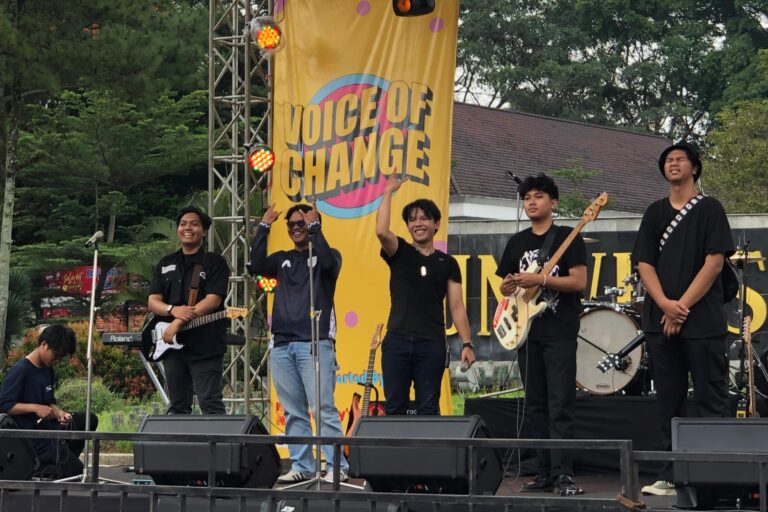 Mewakili FISIP, Mahasiswa HI Berhasil Rebut Gelar Juara 1 Ajang  Band Rector Cup UMM 2025