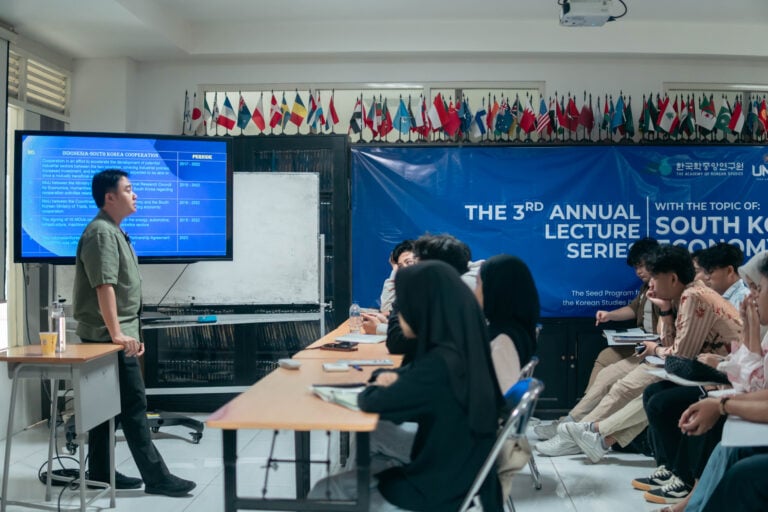 Dari Demam K-Pop Hingga Investasi IKN: HI UMM Bedah Era Baru Kemitraan Strategis Indonesia-Korea Selatan